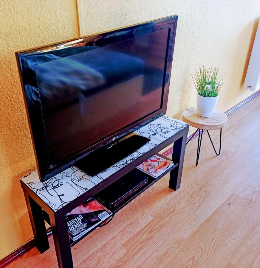Sunny Apartment Budapest Luaran gambar